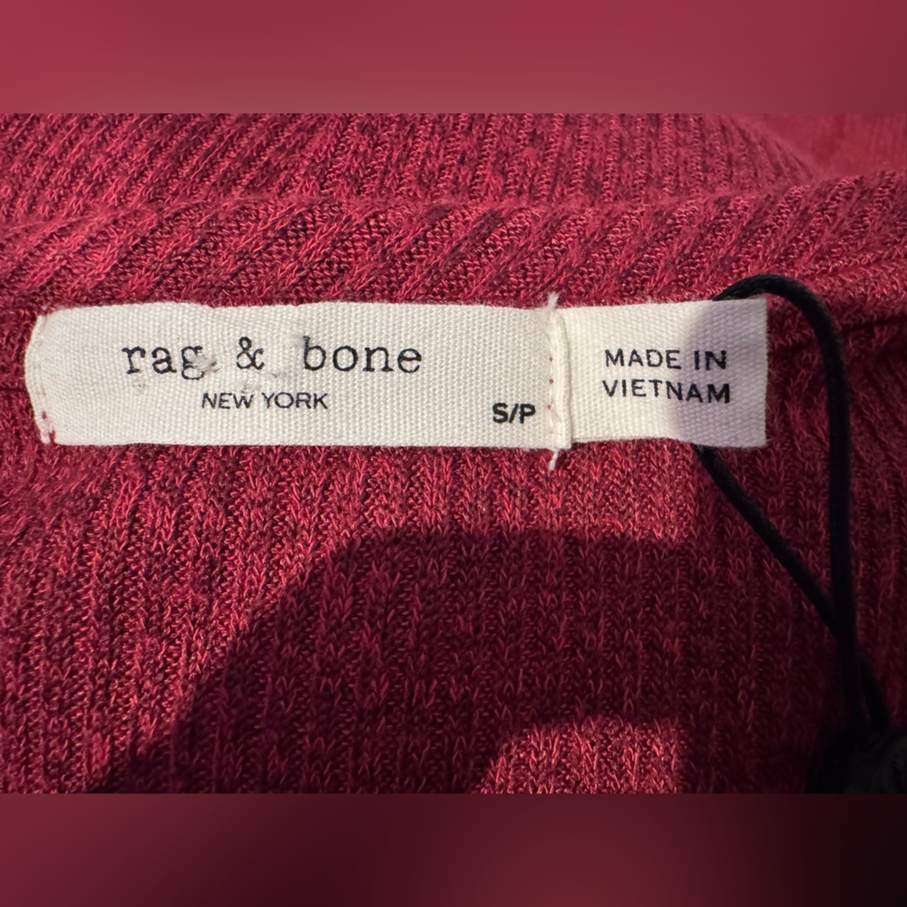 Rag & Bone Clara Torqued Tee Dress Cranberry Rib Knit Short Sleeve Size S NWT - Picture 4 of 6